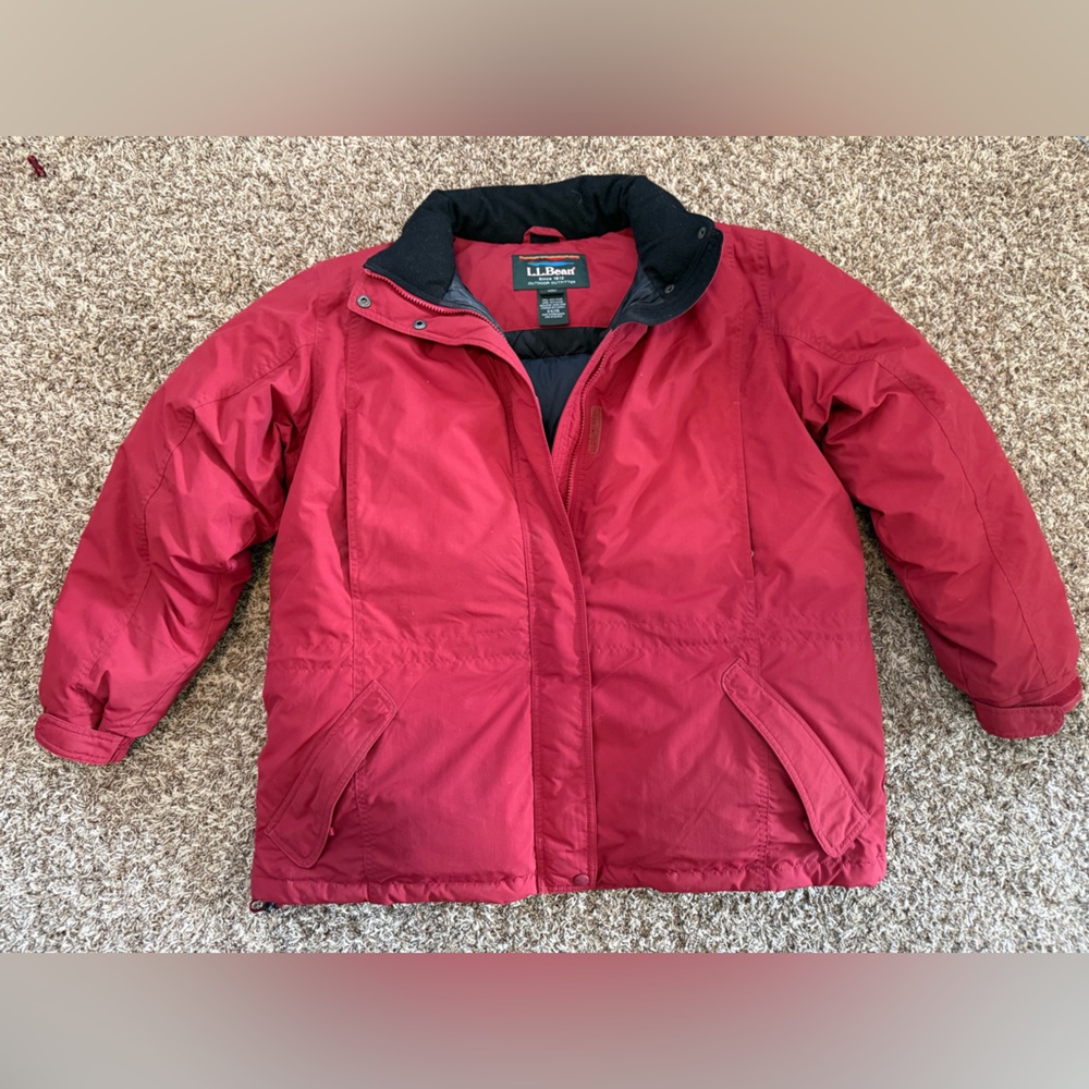 L.L Bean Women’s Red Goose Down Puffer Jacket Size XL petite